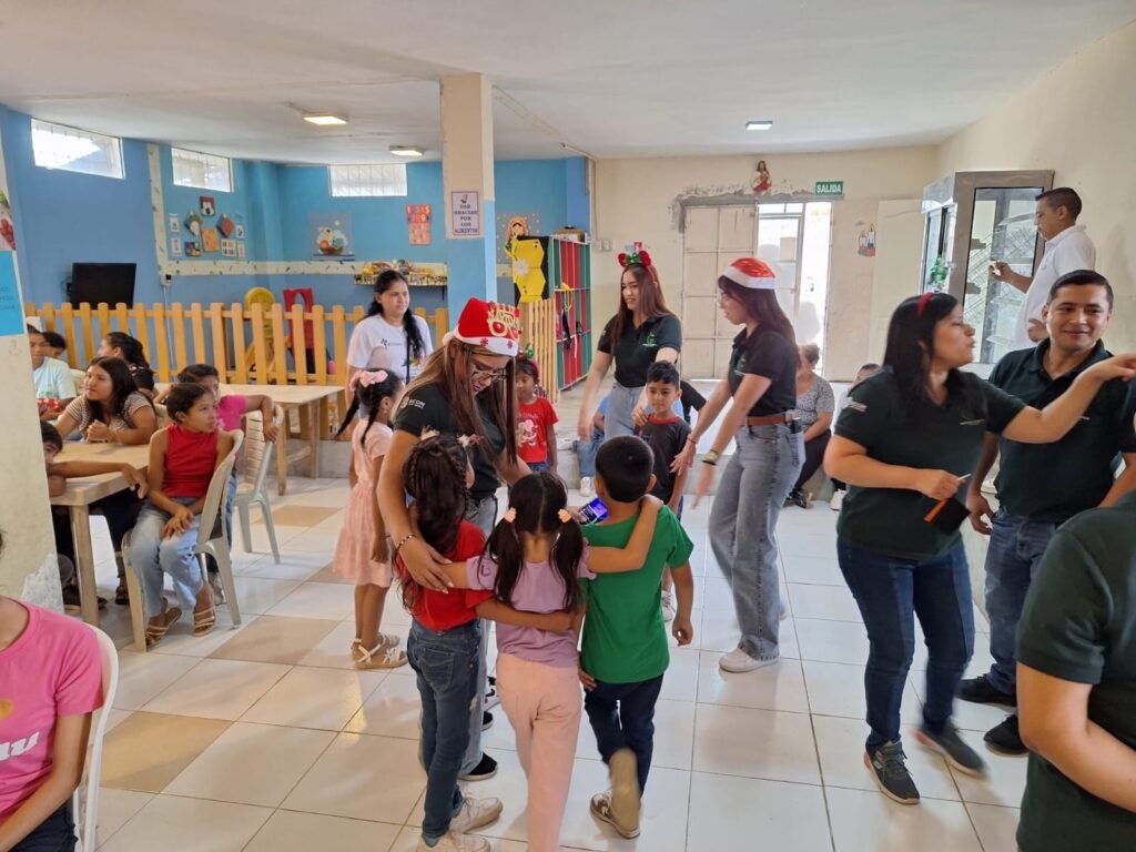 Instagram post from bcoalimentosgye. This post is in position 2.